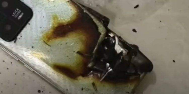 Ponsel Xiaomi 13 Meledak, Anak Kecil Jadi Korban