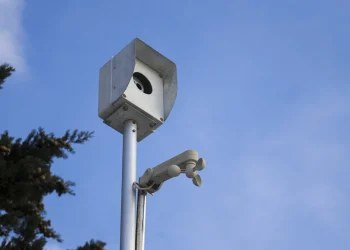 7 CCTV Solar Panel Terbaik 2026 untuk Area Outdoor & Terpencil