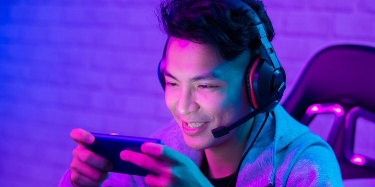 Menavigasi Tren Ekonomi Digital: Mengapa Keamanan Game Marketplace Menjadi Standar Baru Gamer Modern