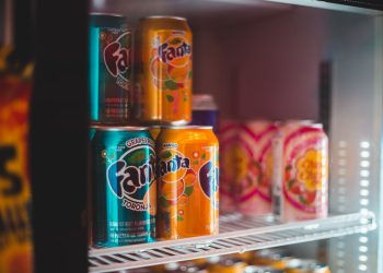 7 Tips Merawat Kulkas Pendingin Minuman Agar Awet dan Tidak Boros Listrik